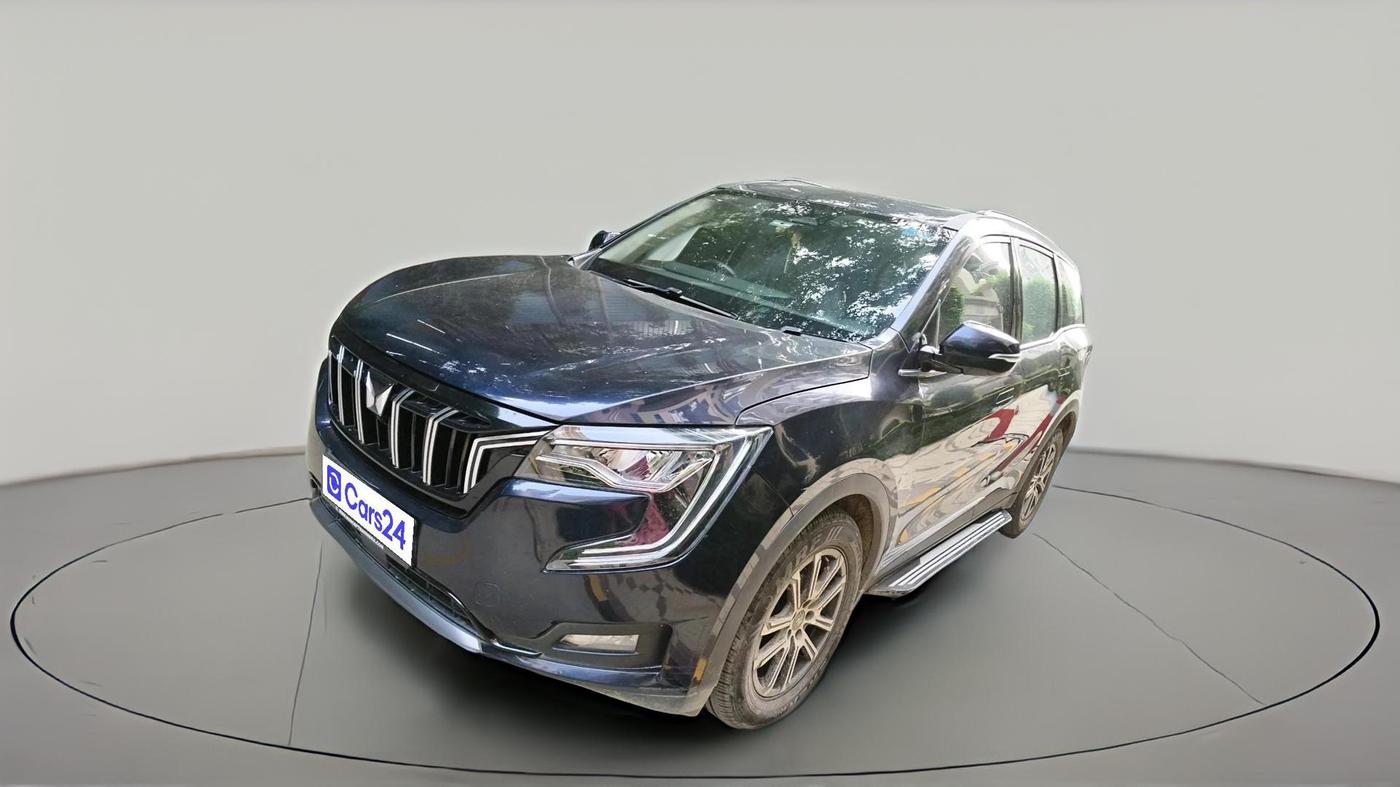 2022 Mahindra XUV700 AX 7 P AT 7 STR, Petrol, Automatic, 76,834 km, exterior