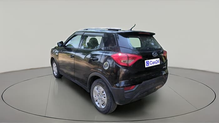 2022 Mahindra XUV300 W4 1.2 PETROL, Petrol, Manual, 48,858 km, exterior