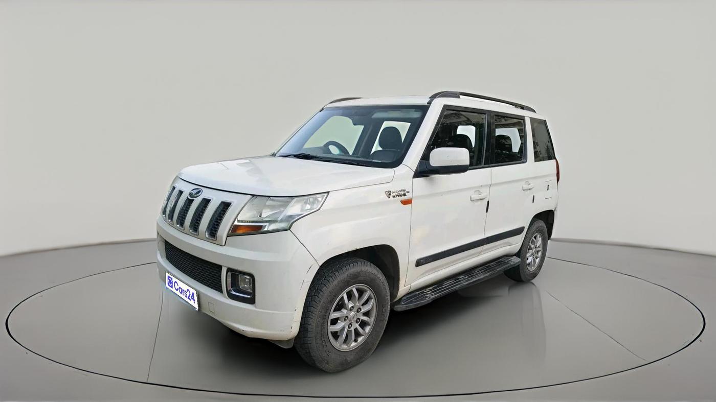 2016 Mahindra TUV300 T8, Diesel, Manual, 86,987 km, exterior