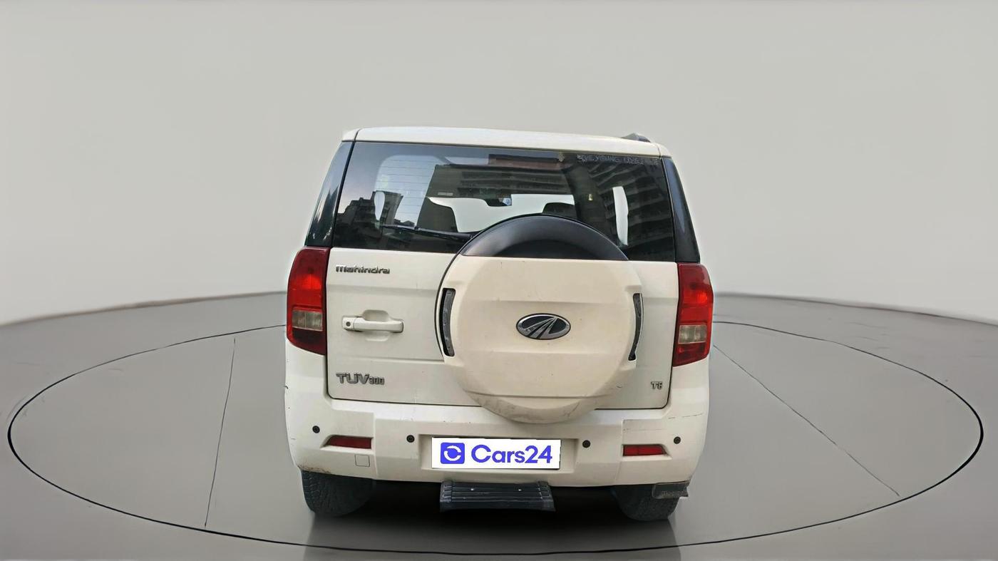 2016 Mahindra TUV300 T8, Diesel, Manual, 86,987 km, exterior