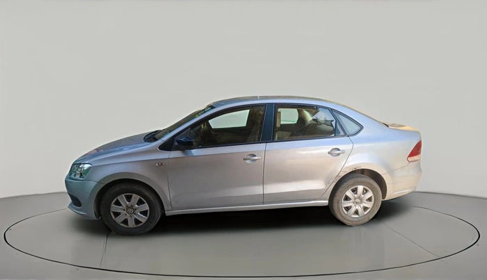 2011 Volkswagen Vento TRENDLINE 1.6, Petrol, Manual, 1,00,890 km, exterior