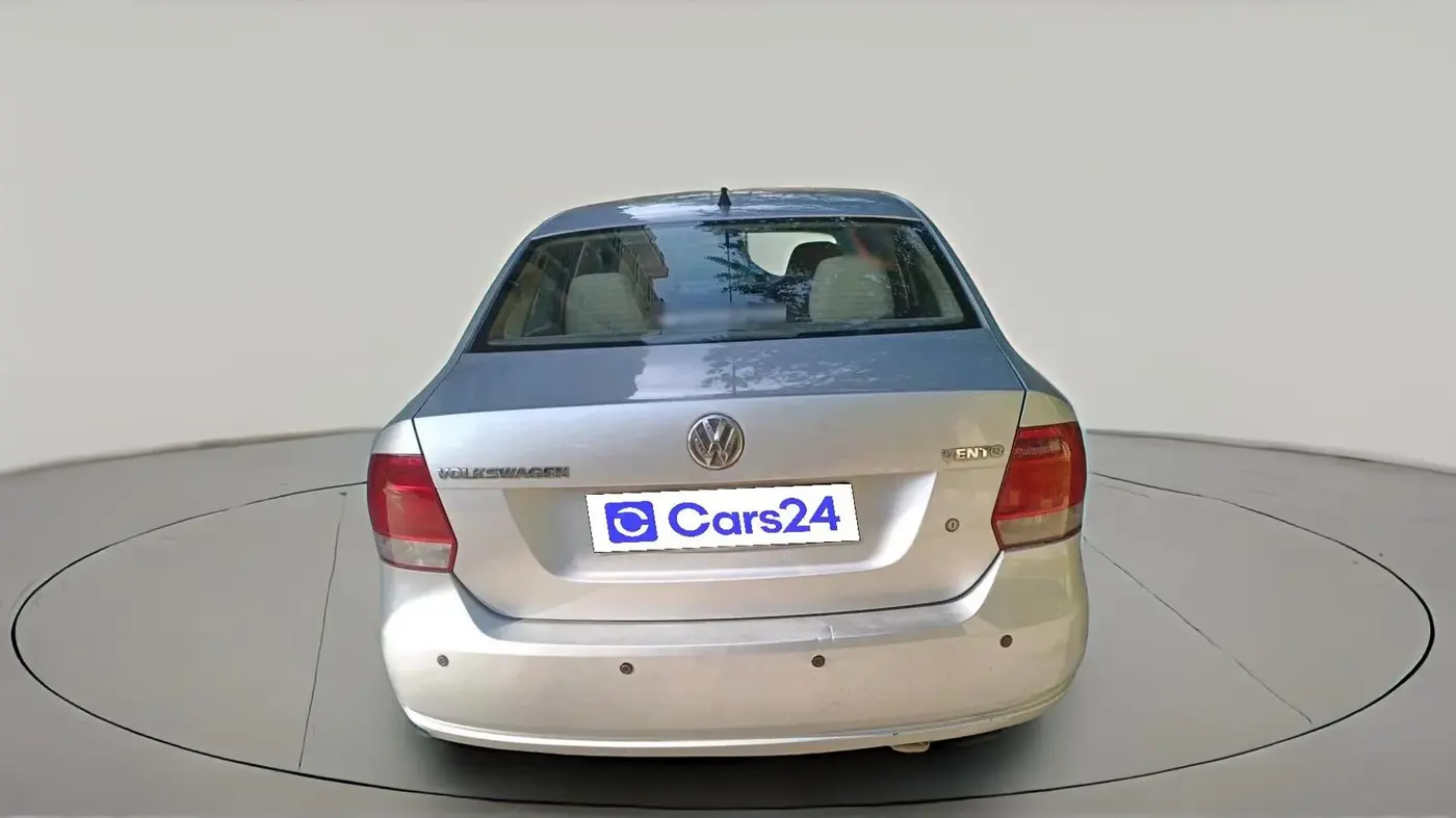 2011 Volkswagen Vento TRENDLINE 1.6, Petrol, Manual, 1,00,890 km, exterior