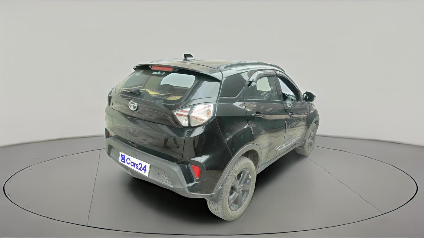 2022 Tata NEXON XZA PLUS DIESEL DARK EDITION, Diesel, Automatic, 71,024 km, exterior