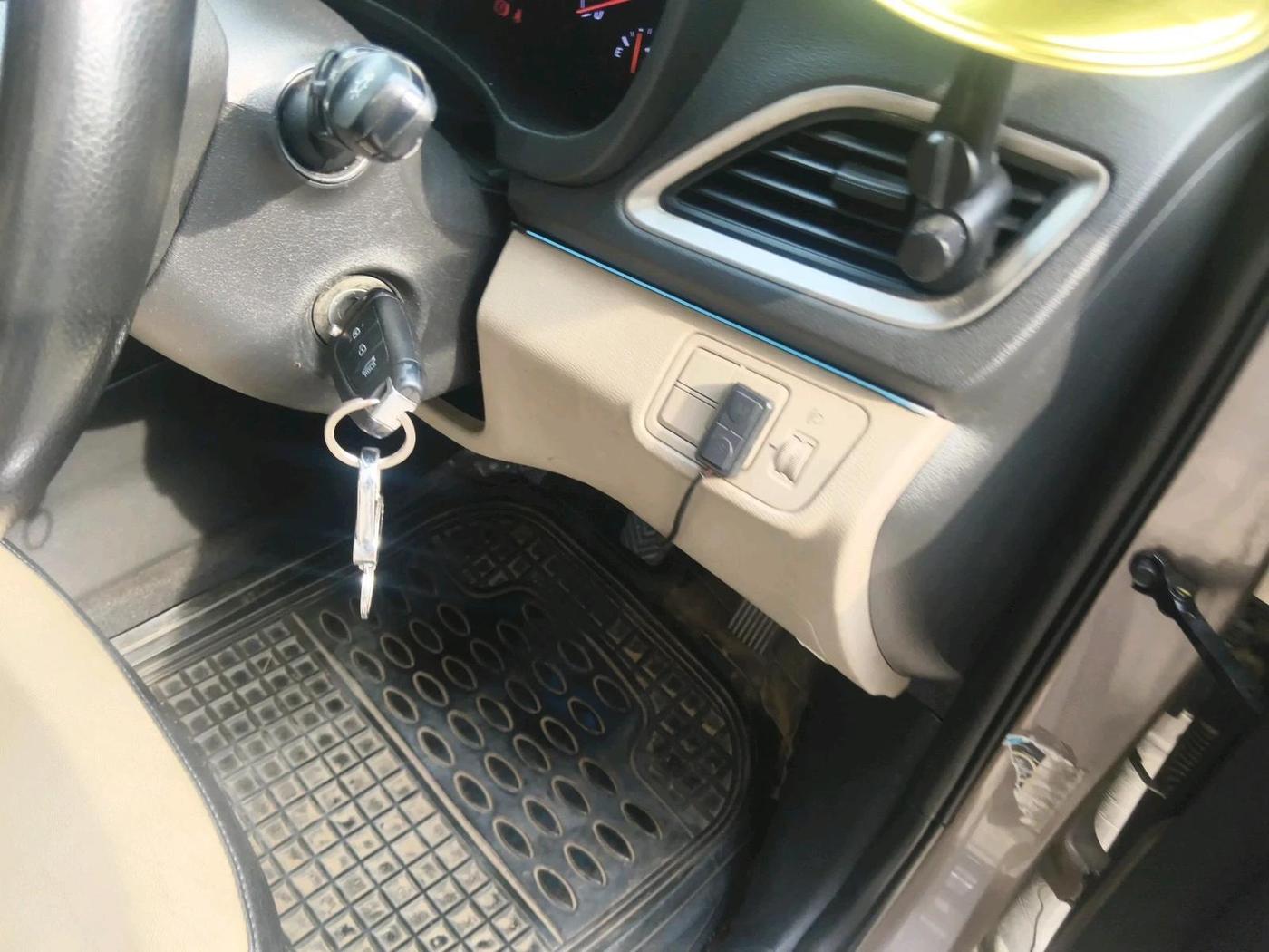 2017 Hyundai Verna 1.6 VTVT SX, Petrol, Manual, 1,01,458 km, interior