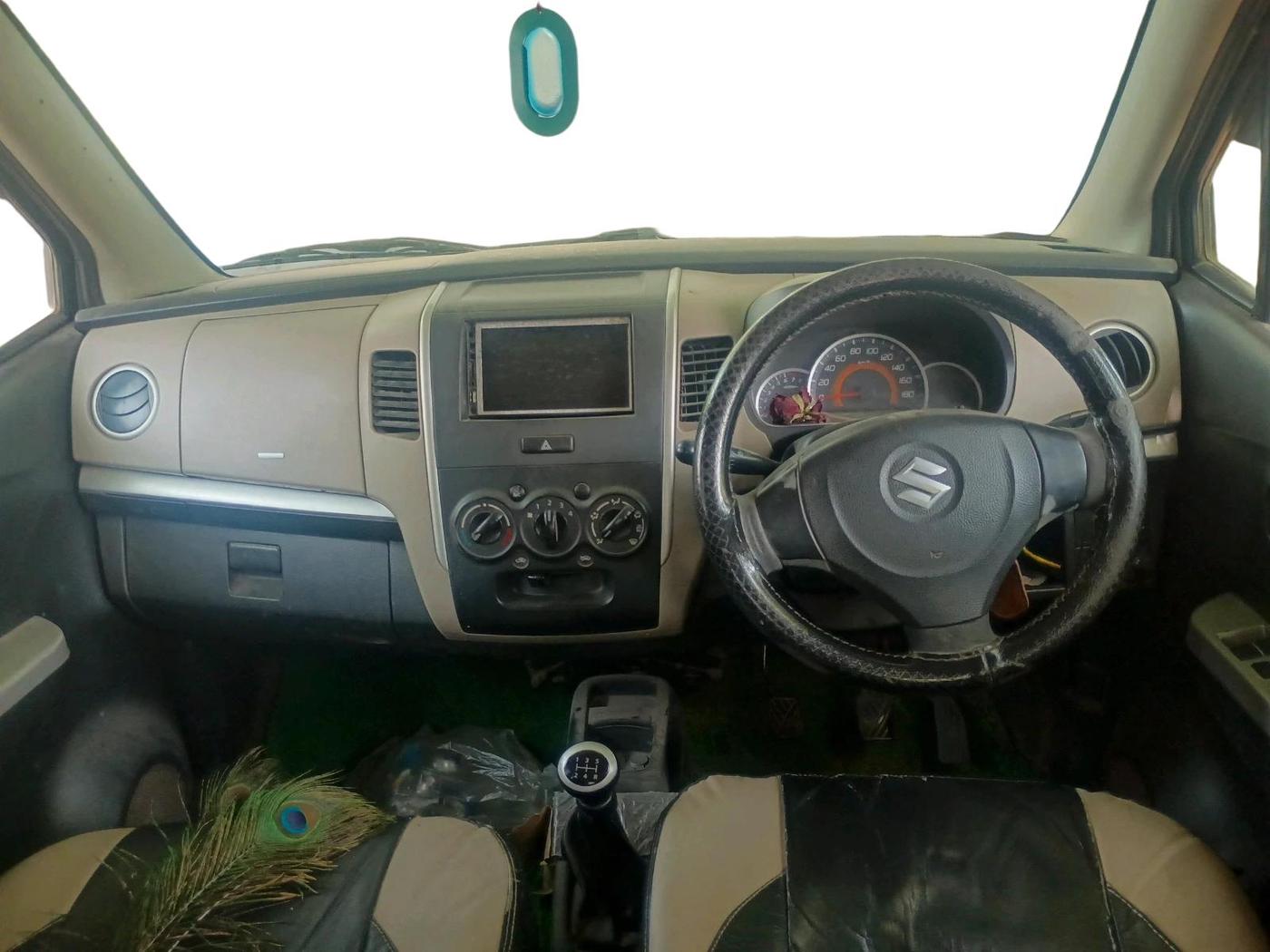 2014 Maruti Wagon R 1.0 LXI, CNG, Manual, 49,811 km, interior