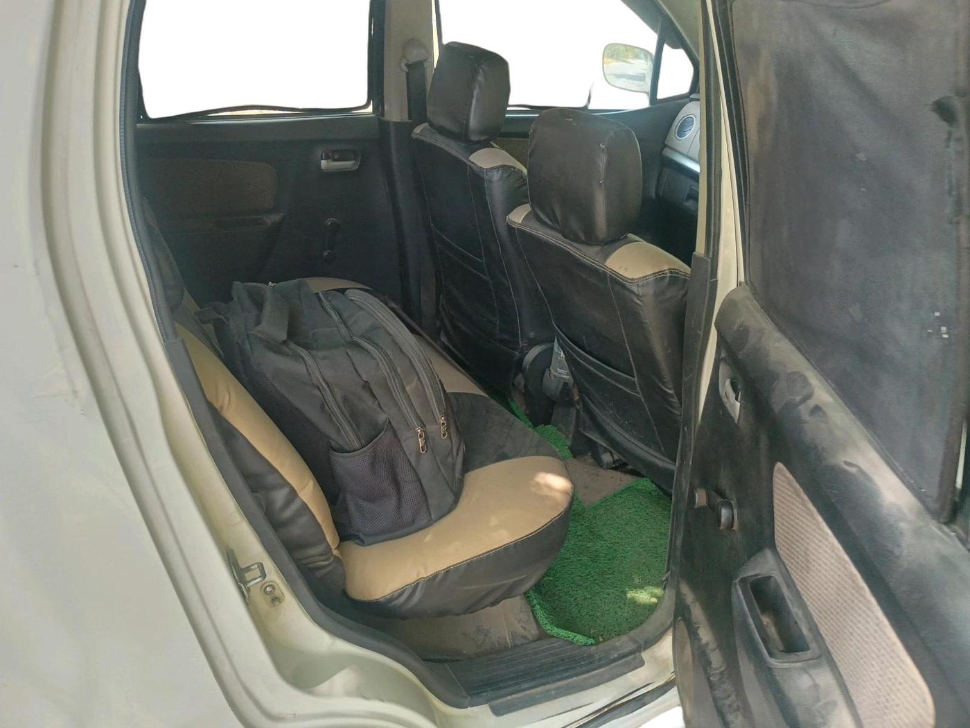 2014 Maruti Wagon R 1.0 LXI, CNG, Manual, 49,811 km, interior