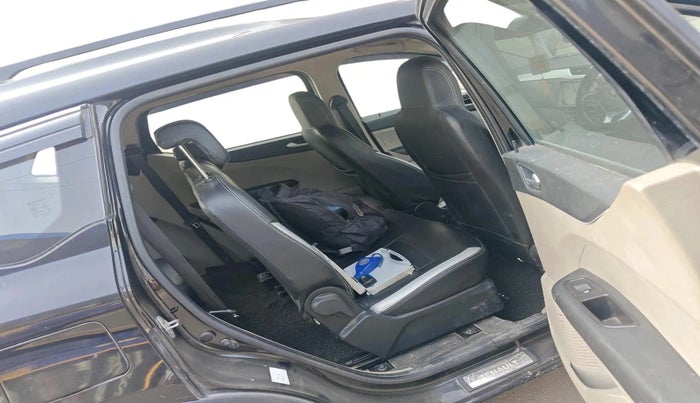 2023 Renault TRIBER RXZ AMT Urban Night Limited Edition , CNG, Automatic, 67,836 km, interior