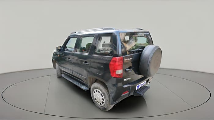 2017 Mahindra TUV300 T6 PLUS, Diesel, Manual, 45,939 km, exterior