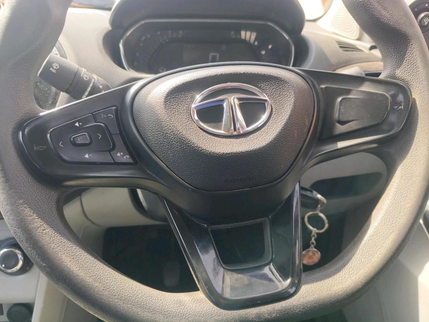 2023 Tata Tiago XT RHYTHM PETROL, Petrol, Manual, 39,534 km, interior