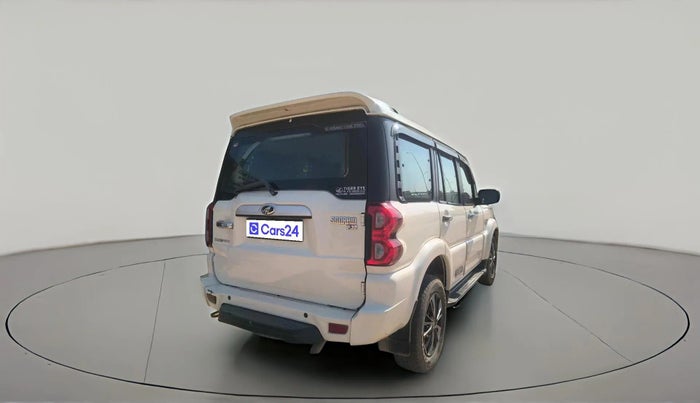 2018 Mahindra Scorpio S7, Diesel, Manual, 1,29,968 km, exterior