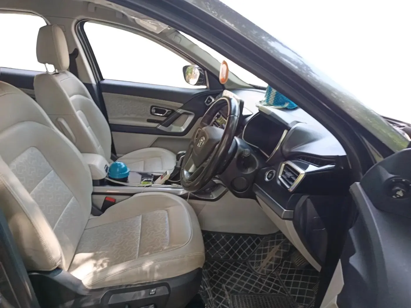 2022 Tata Safari XZA PLUS, Diesel, Automatic, 52,766 km, interior