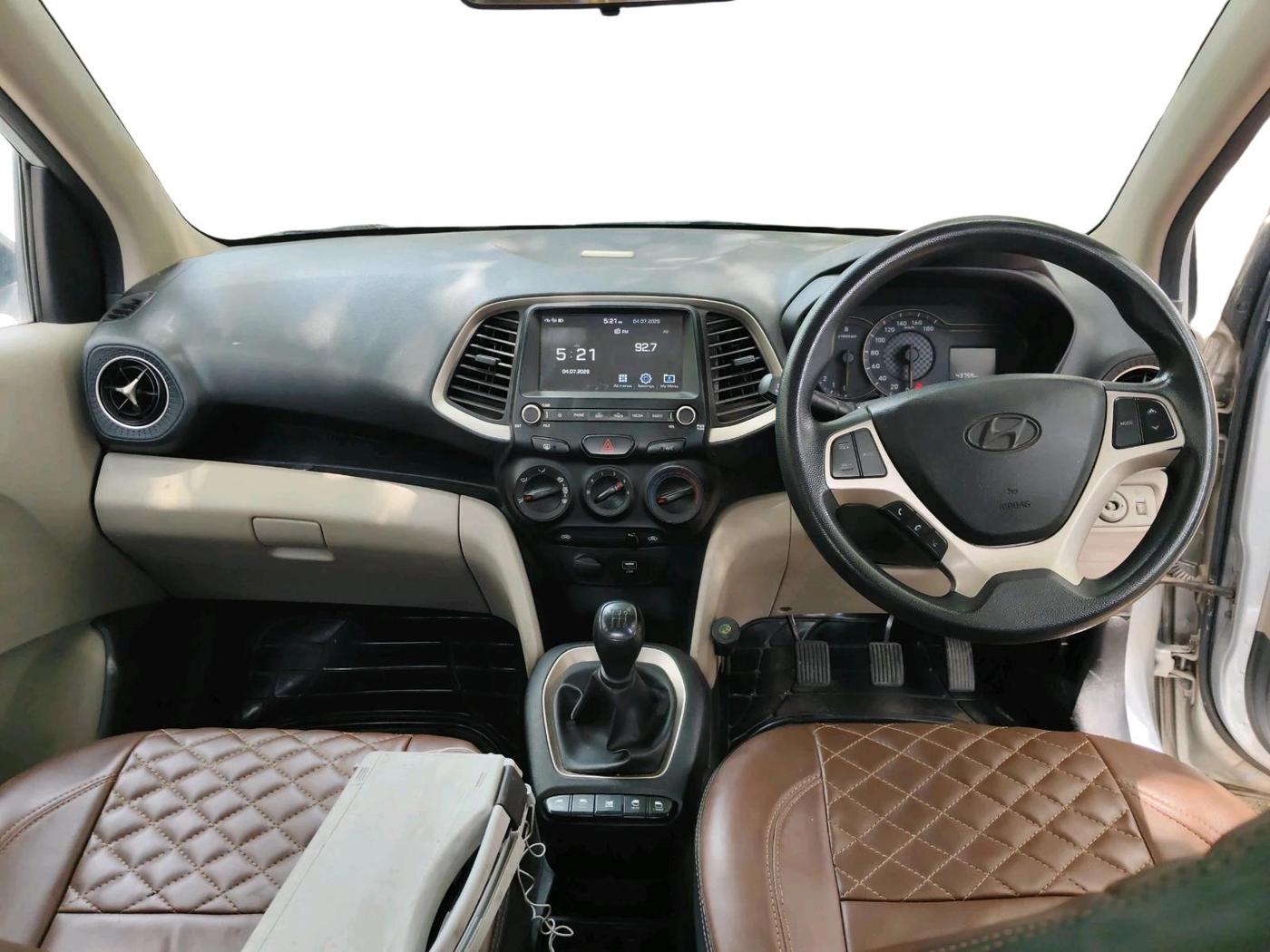 2019 Hyundai NEW SANTRO SPORTZ MT, Petrol, Manual, 43,759 km, interior