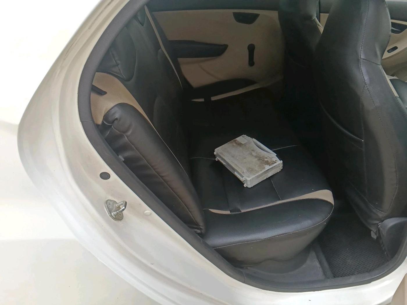 2014 Hyundai Eon ERA +, Petrol, Manual, 90,901 km, interior