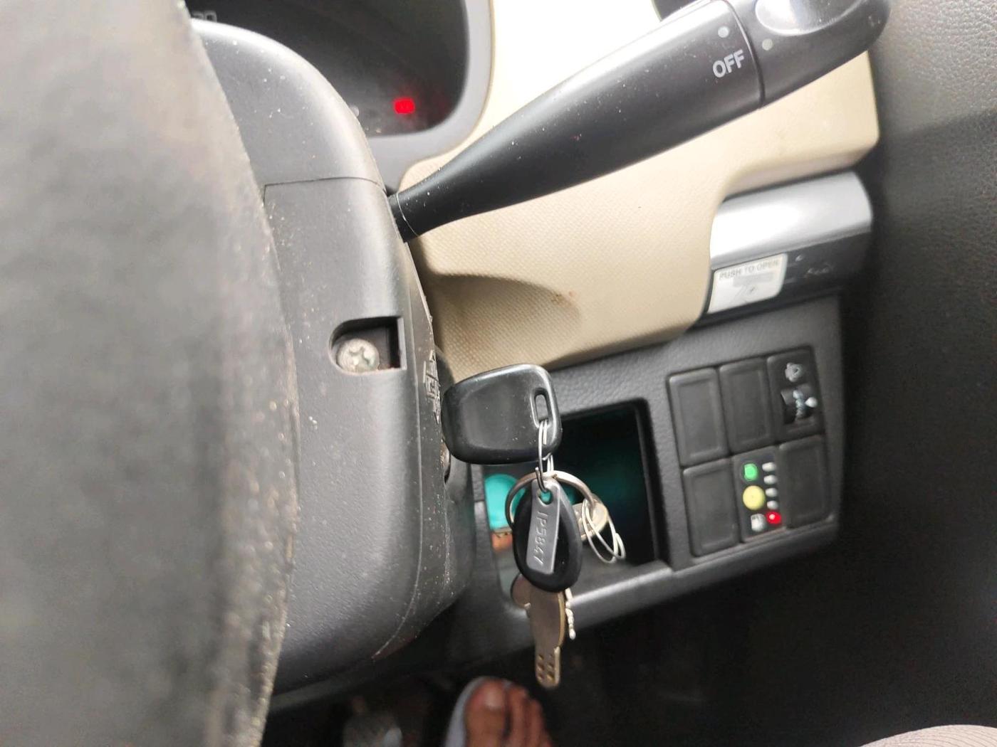 2017 Maruti Wagon R 1.0 LXI CNG, CNG, Manual, 1,09,597 km, interior