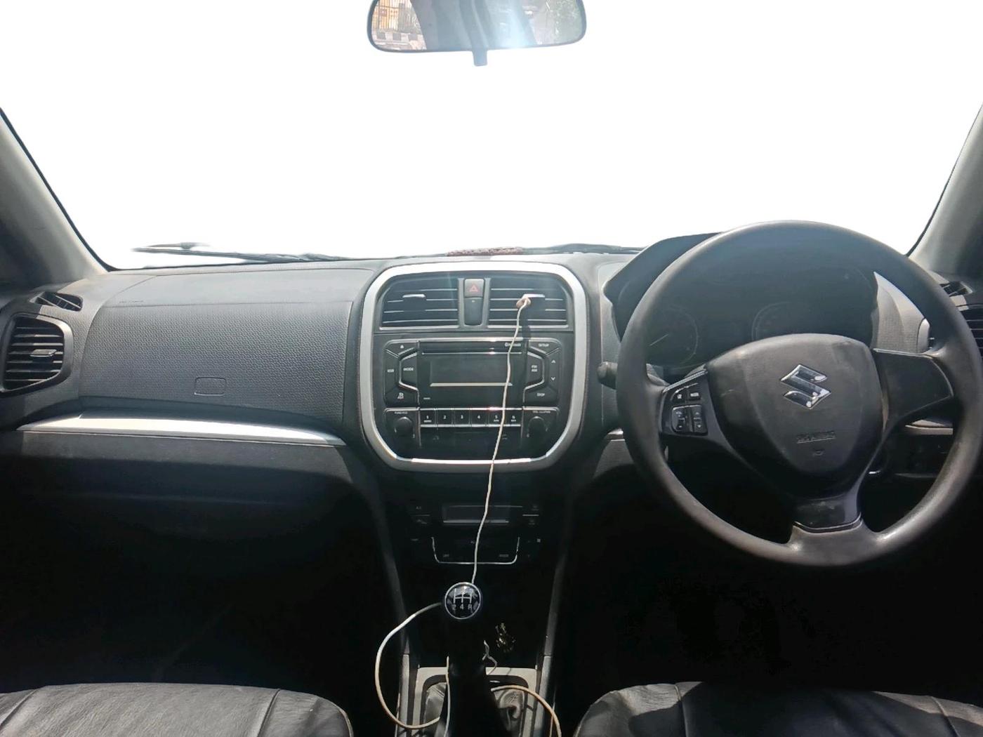 2020 Maruti Vitara Brezza VXI, Petrol, Manual, 86,359 km, interior