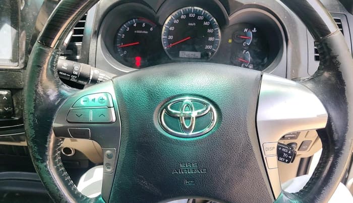 2014 Toyota Fortuner 3.0 4X2 AT, Diesel, Automatic, 1,24,613 km, interior