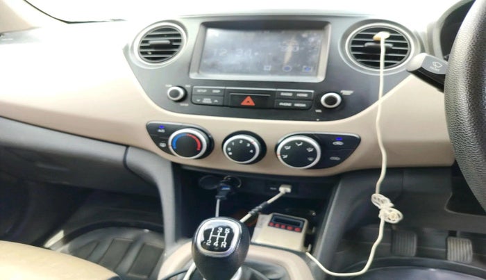 2019 Hyundai Grand i10 SPORTZ 1.2 KAPPA VTVT, Petrol, Manual, 83,062 km, interior