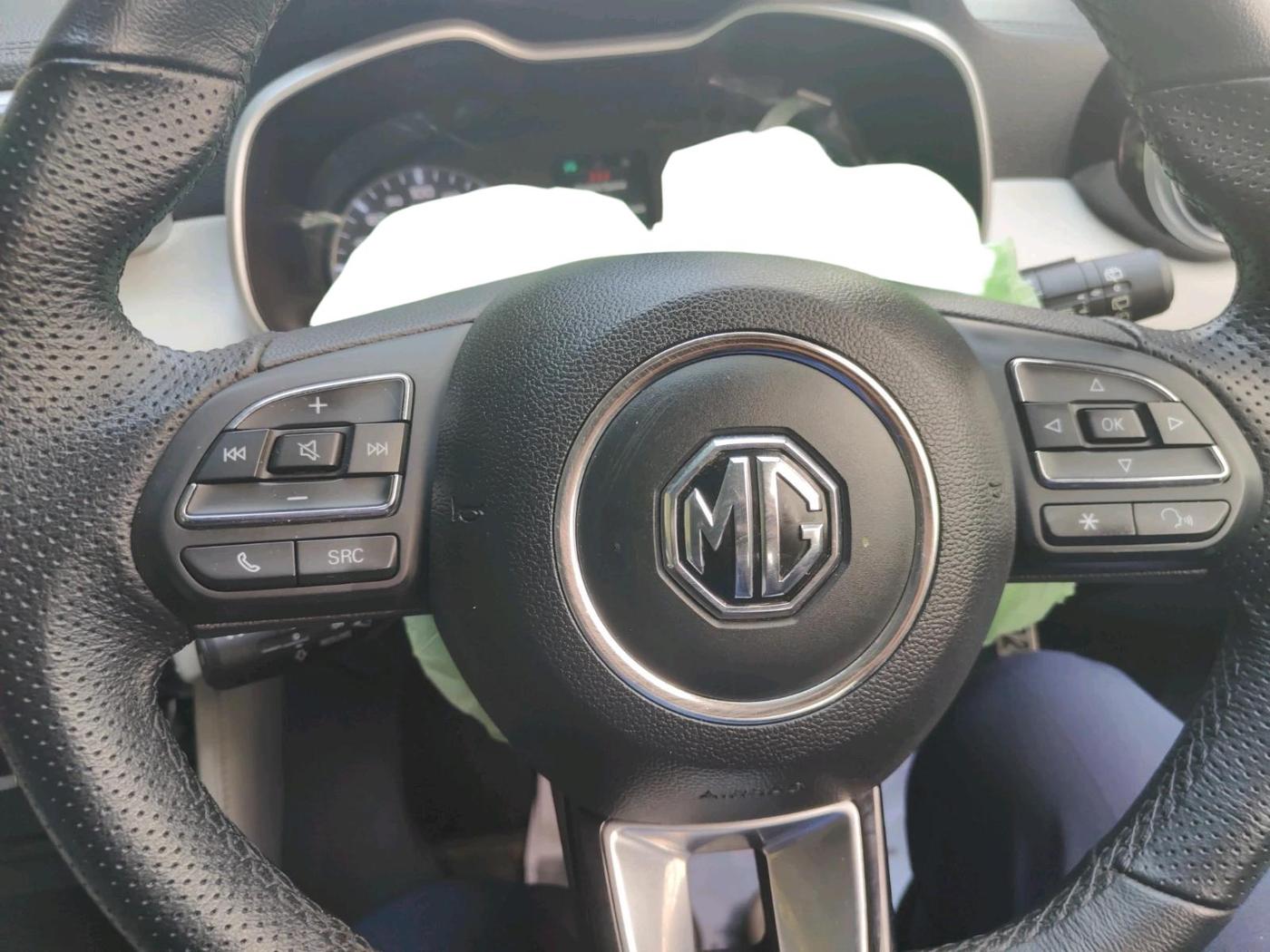 2023 MG ASTOR SUPER 1.5 CVT, Petrol, Automatic, 17,800 km, interior