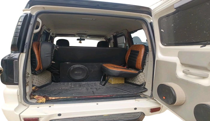 2020 Mahindra Scorpio S5, Diesel, Manual, 91,803 km, exterior