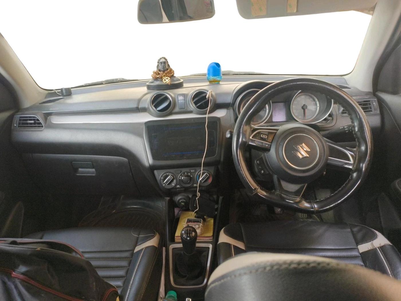 2022 Maruti Swift VXI, Petrol, Manual, 42,469 km, interior