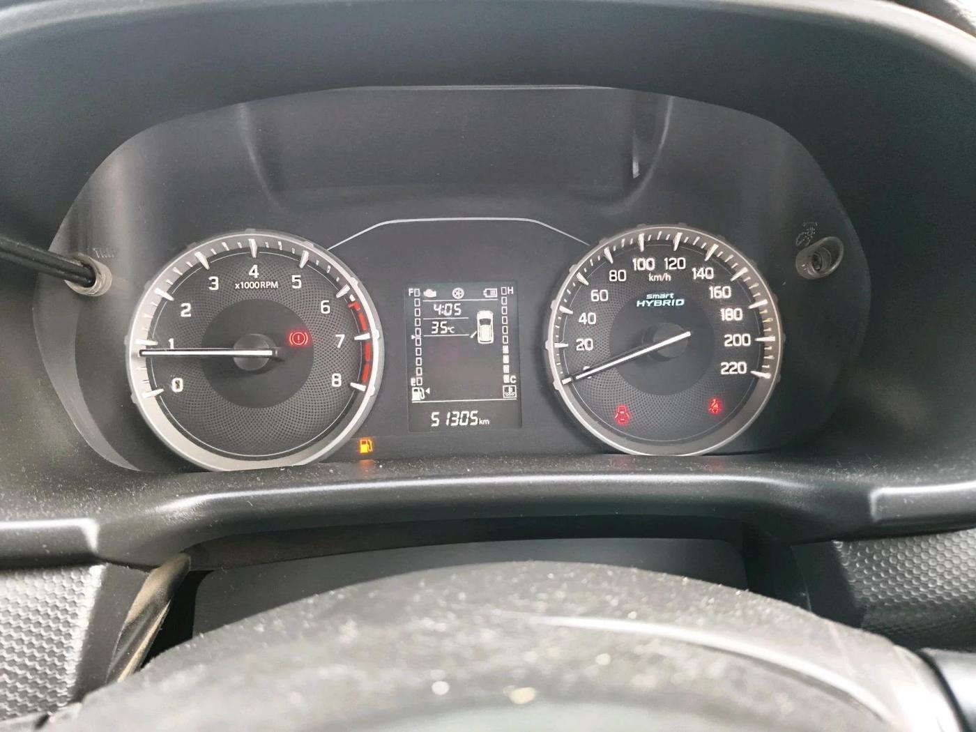 2022 Maruti BREZZA VXI SMART HYBRID, Petrol, Manual, 51,305 km, interior