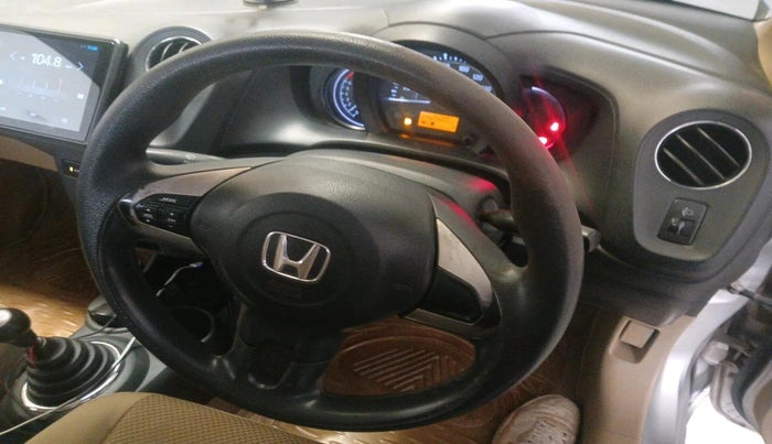 2014 Honda Brio VX MT, Petrol, Manual, 52,501 km, interior