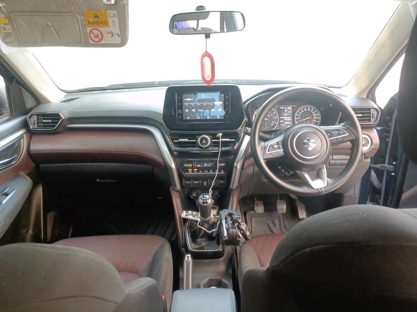 2023 Maruti Grand Vitara DELTA SMART HYBRID, Petrol, Manual, 52,960 km, interior