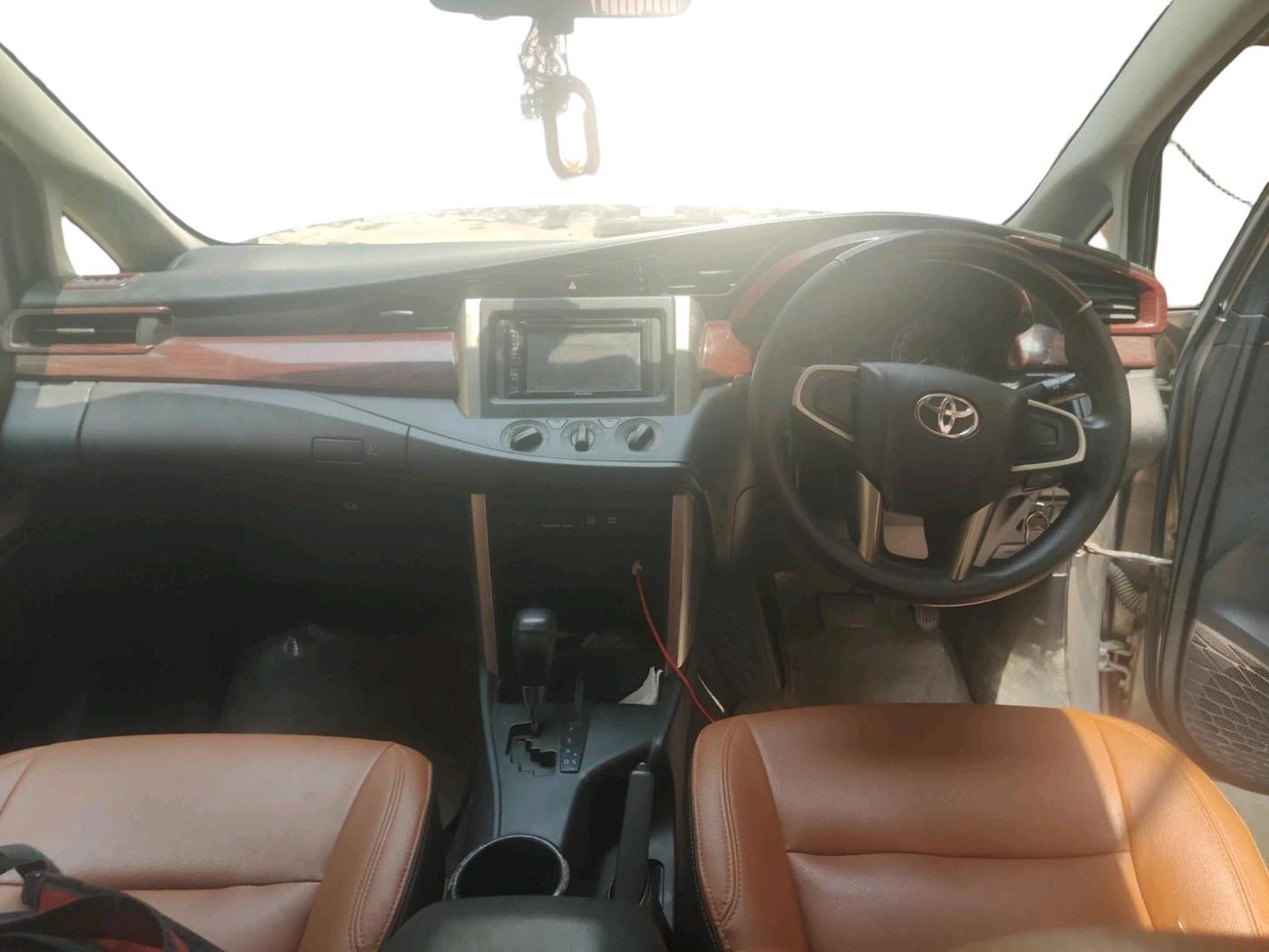 2016 Toyota Innova Crysta 2.4 GX AT 8 STR, Diesel, Automatic, 95,230 km, interior