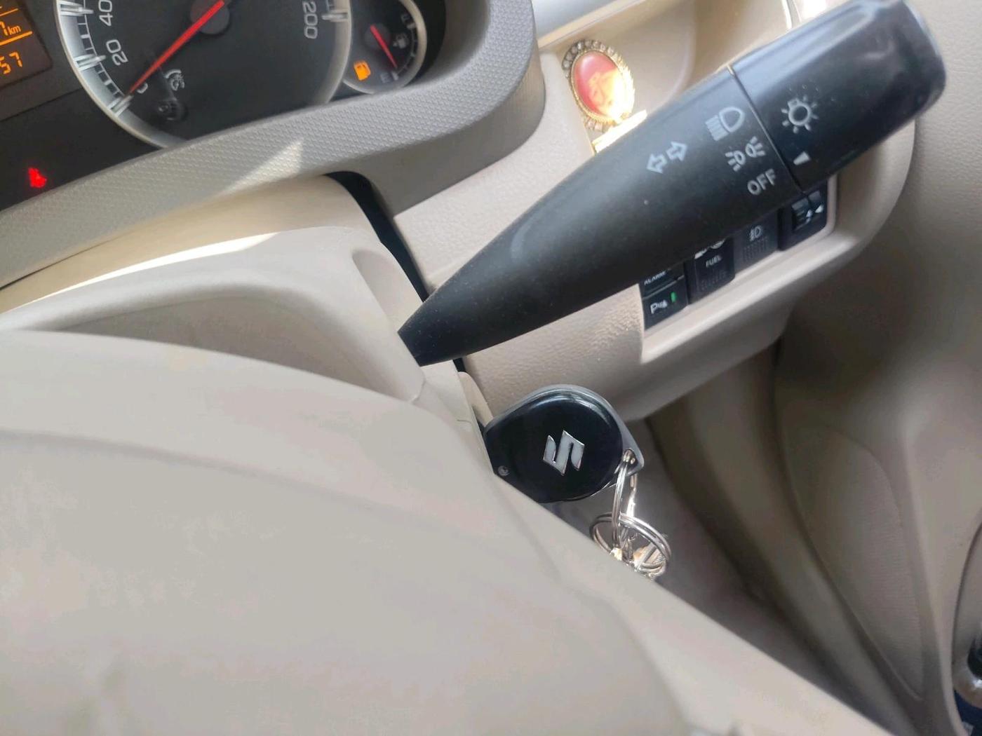 2017 Maruti Ertiga VXI CNG, CNG, Manual, 58,417 km, interior