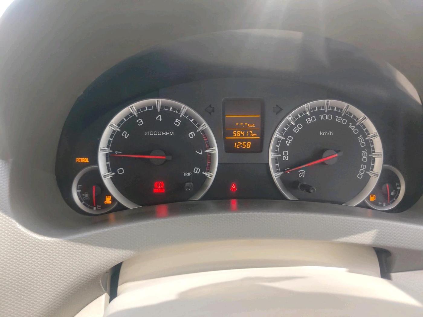 2017 Maruti Ertiga VXI CNG, CNG, Manual, 58,417 km, interior