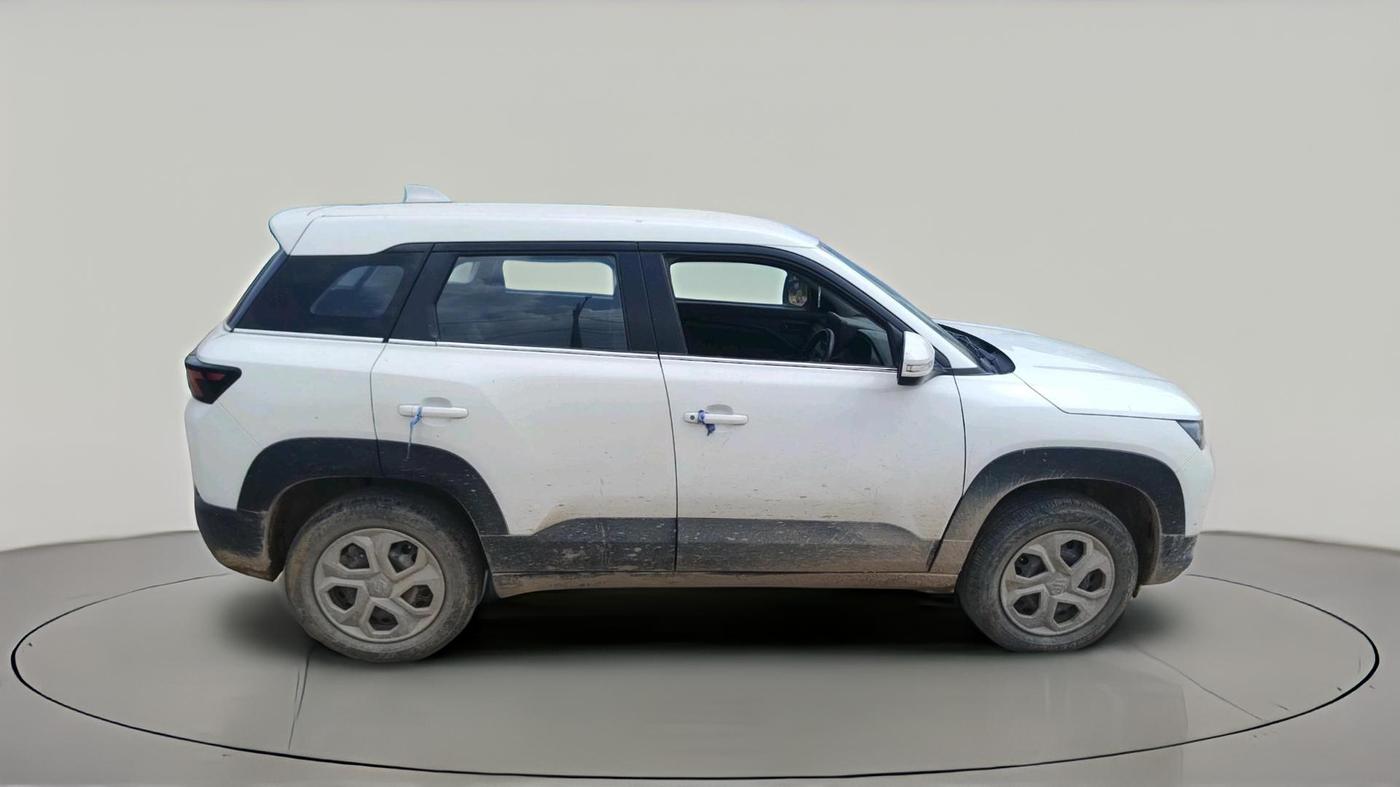 2024 Maruti BREZZA LXI, Petrol, Manual, 20,579 km, exterior