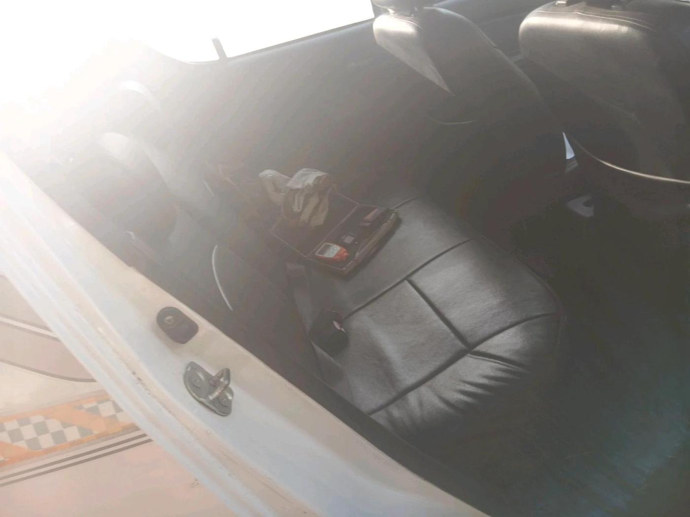2011 Maruti Ritz VXI, CNG, Manual, 37,539 km, interior