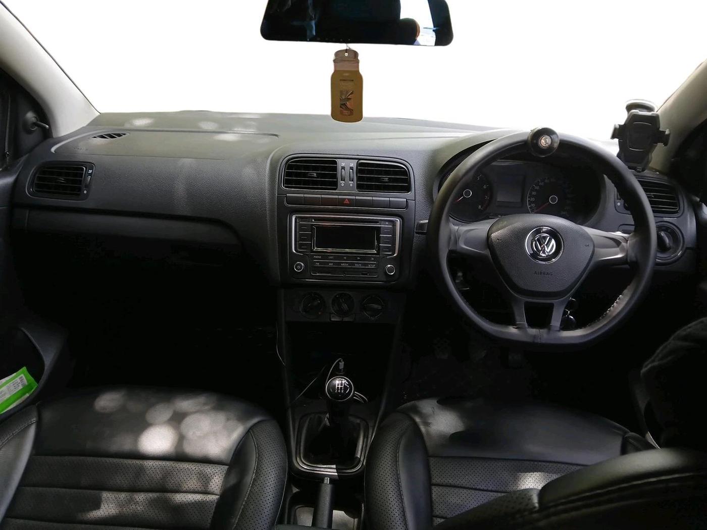 2019 Volkswagen Polo TRENDLINE 1.0L, Petrol, Manual, 59,367 km, interior