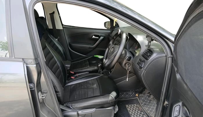 2019 Volkswagen Polo TRENDLINE 1.0L, Petrol, Manual, 59,367 km, interior