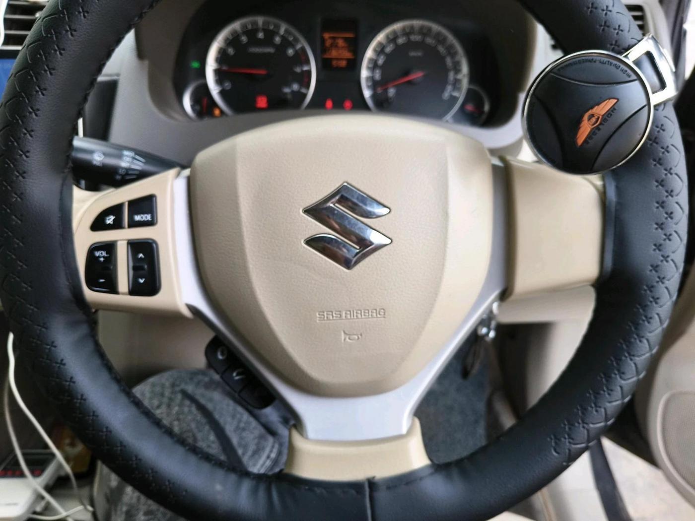 2017 Maruti Ertiga VXI CNG, CNG, Manual, 1,16,256 km, interior