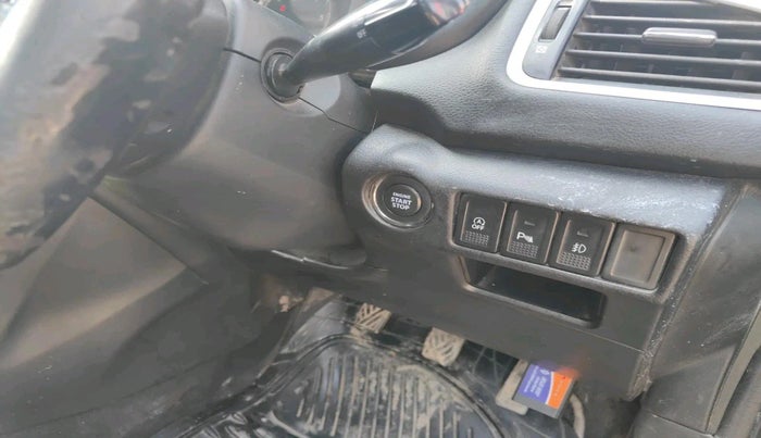 2017 Maruti S Cross ALPHA 1.3, Diesel, Manual, 2,03,711 km, interior