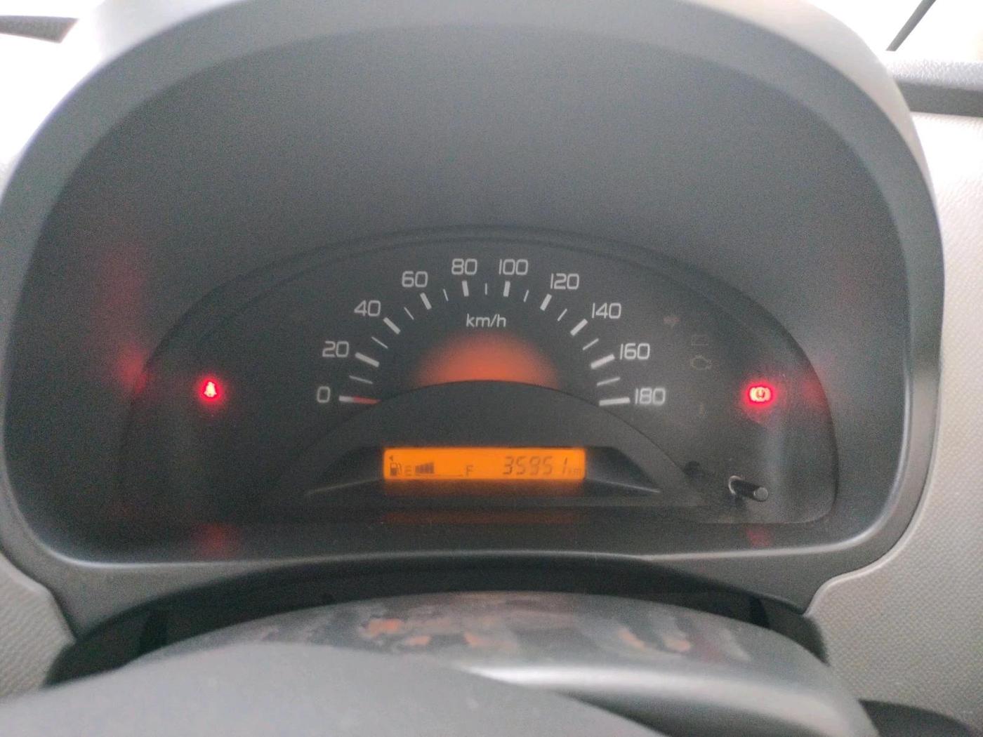 2012 Maruti Wagon R 1.0 LXI, Petrol, Manual, 35,951 km, interior