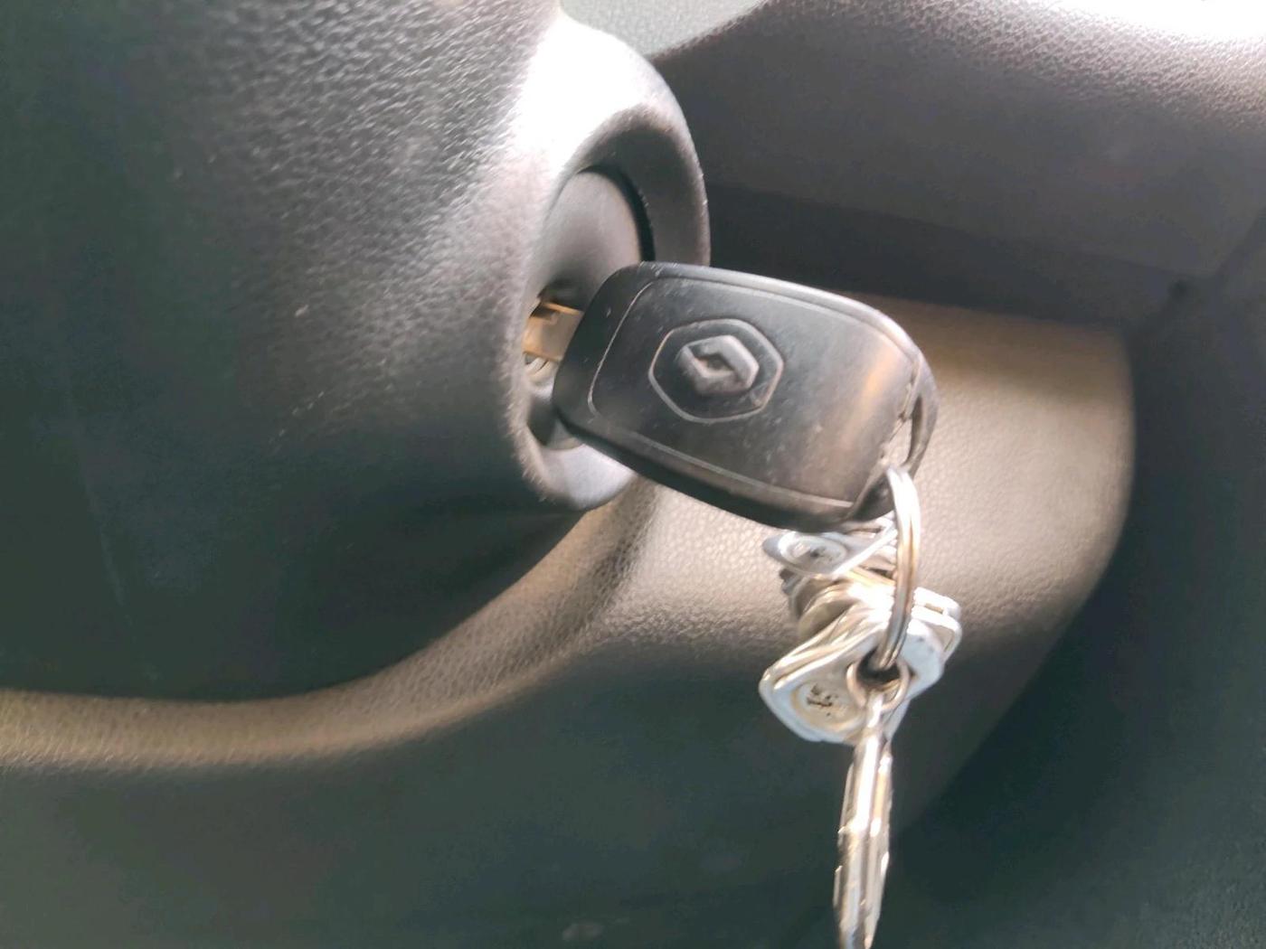 2018 Renault Kwid RXL, Petrol, Manual, 99,249 km, interior
