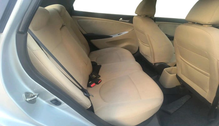 2014 Hyundai Verna FLUIDIC 1.4 VTVT, Petrol, Manual, 1,04,103 km, interior