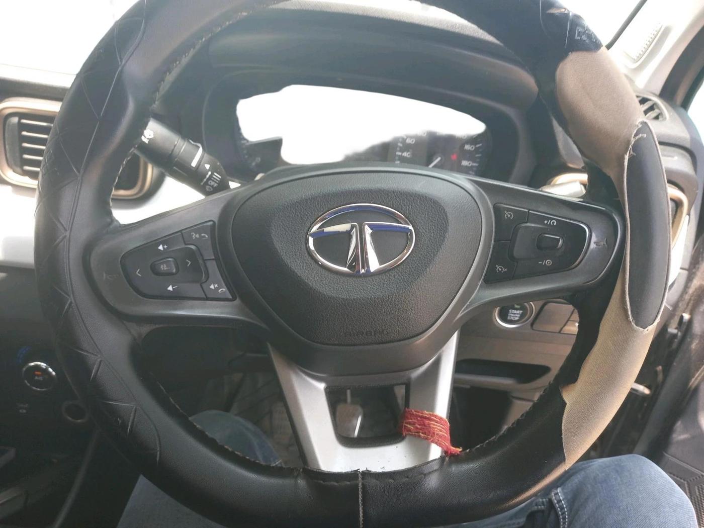 2022 Tata PUNCH ACCOMPLISHED MT, Petrol, Manual, 60,365 km, interior