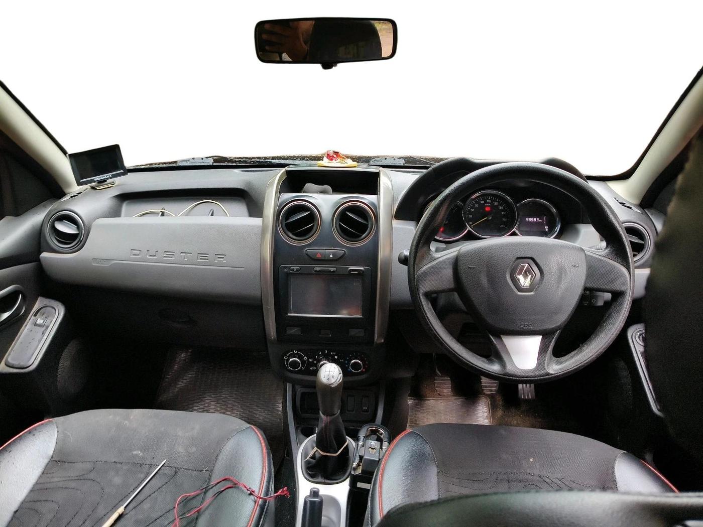 2017 Renault Duster 85 PS RXS MT DIESEL, Diesel, Manual, 99,983 km, interior