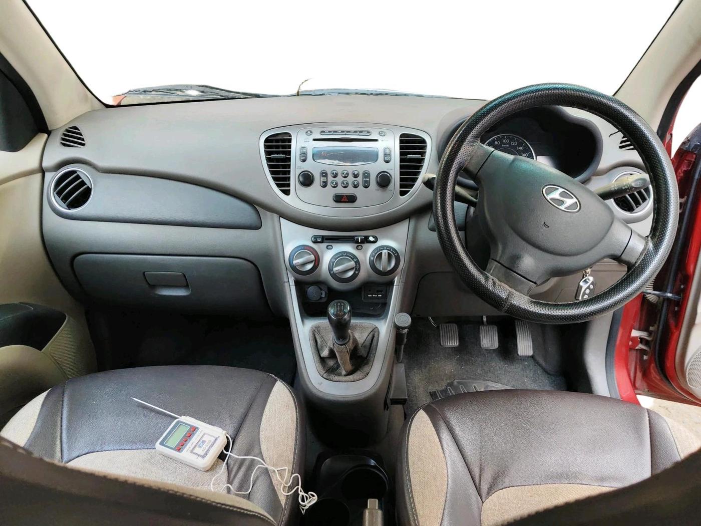 2011 Hyundai i10 SPORTZ 1.2, Petrol, Manual, 55,936 km, interior