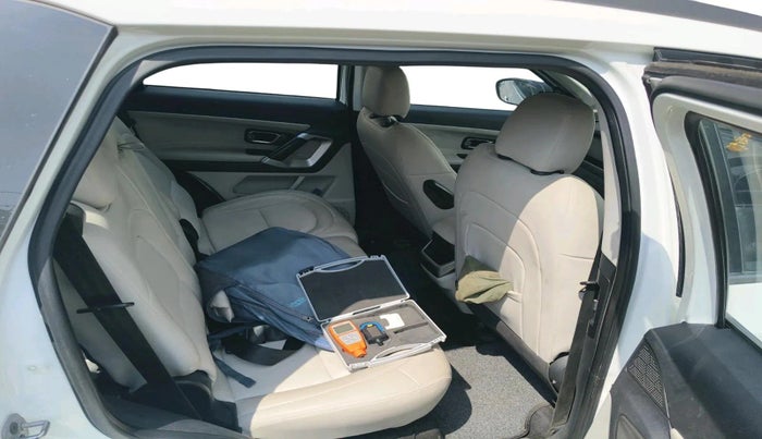 2021 Tata Safari XT PLUS, Diesel, Manual, 1,01,384 km, interior