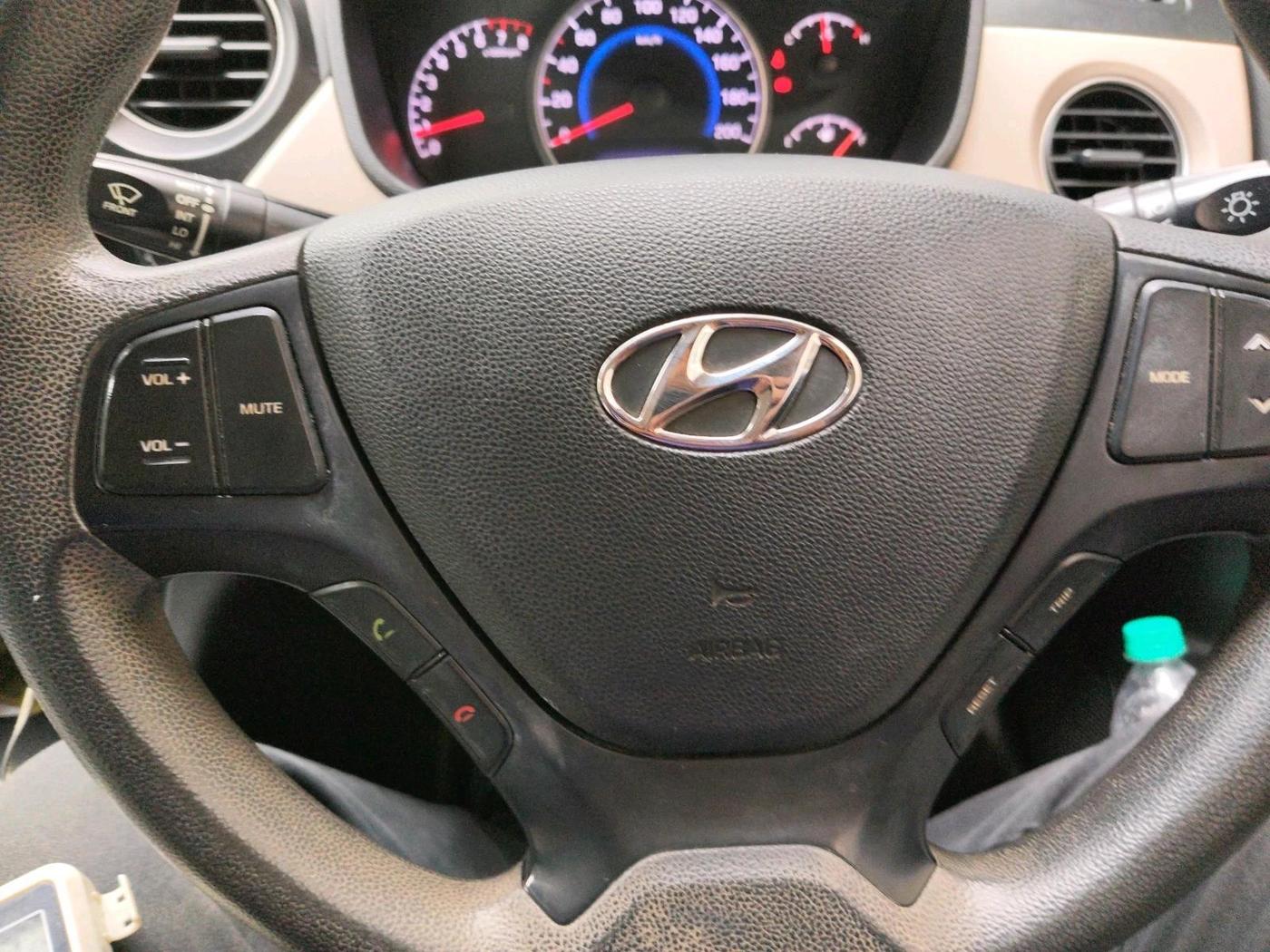 2018 Hyundai Grand i10 MAGNA 1.2 KAPPA VTVT, Petrol, Manual, 65,819 km, interior