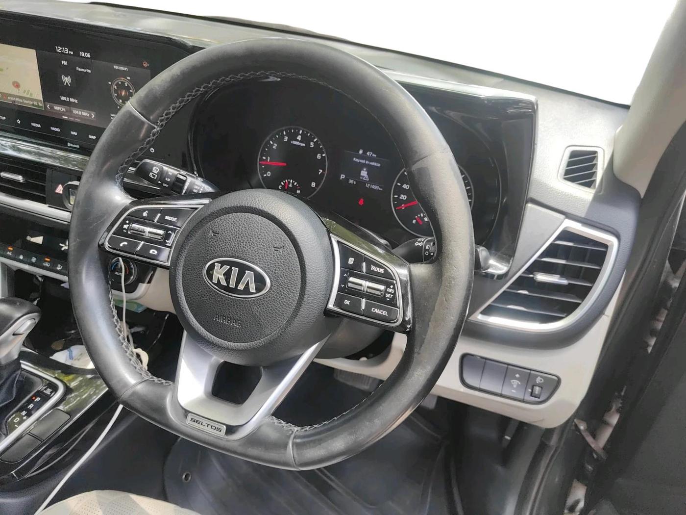 2020 KIA SELTOS HTX IVT 1.5 PETROL, Petrol, Automatic, 1,21,493 km, interior
