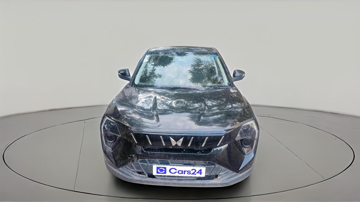 2025 Mahindra XUV 3XO MX2 Pro 1.2 L TCMPFI AT, Petrol, Automatic, 29,466 km, exterior