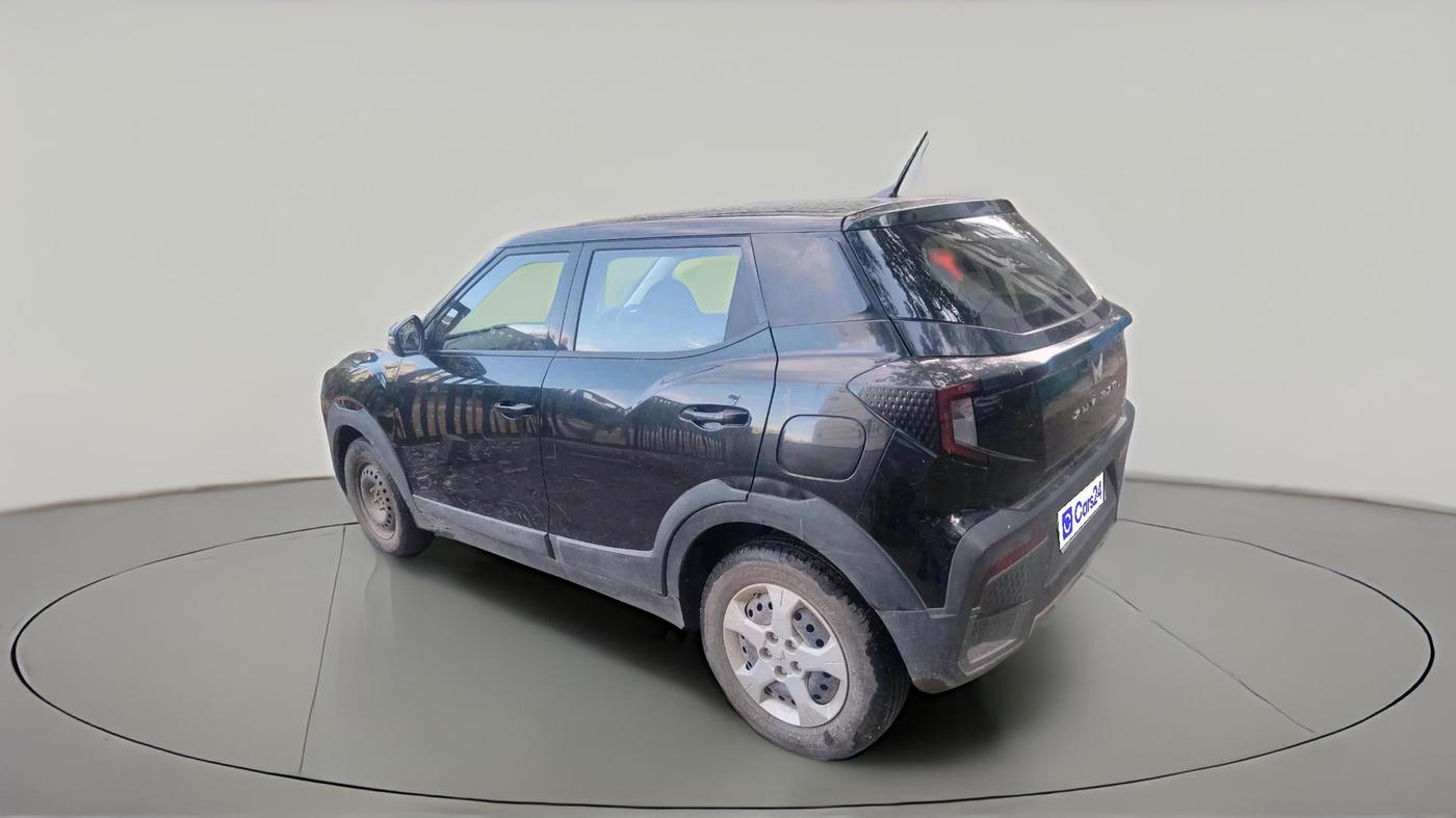 2025 Mahindra XUV 3XO MX2 Pro 1.2 L TCMPFI AT, Petrol, Automatic, 29,466 km, exterior