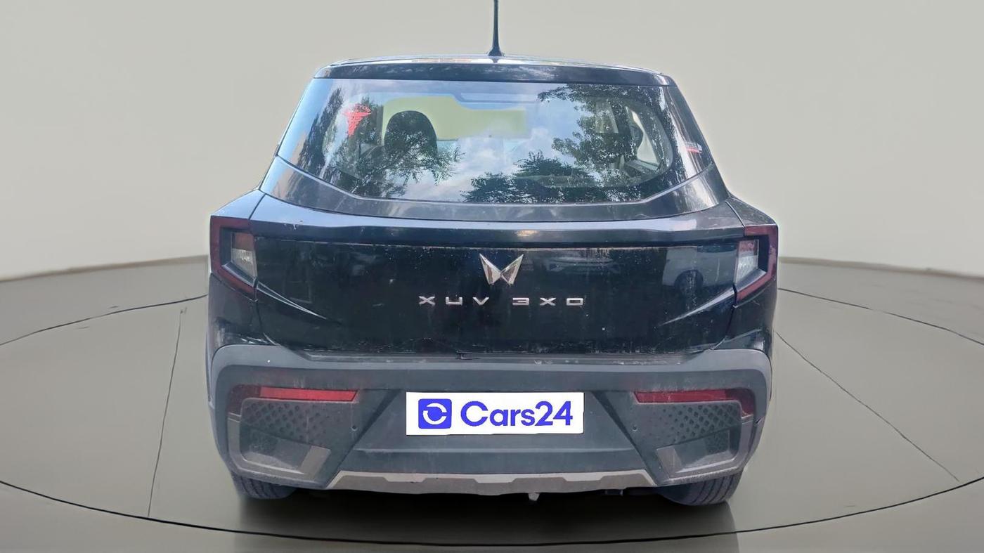 2025 Mahindra XUV 3XO MX2 Pro 1.2 L TCMPFI AT, Petrol, Automatic, 29,466 km, exterior