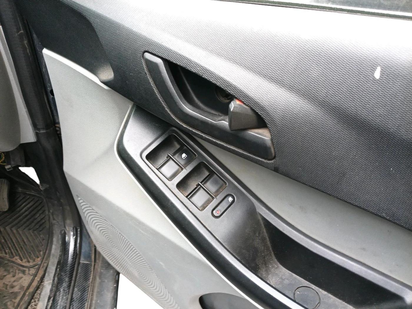 2021 Tata Tiago XT (O) PETROL, Petrol, Manual, 69,988 km, interior