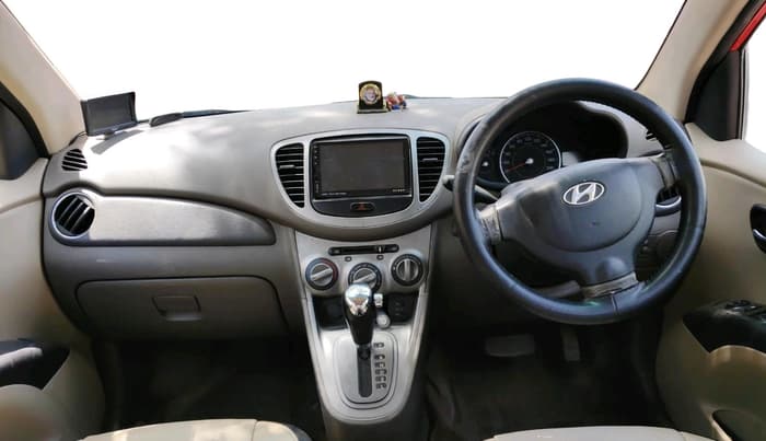 2011 Hyundai i10 SPORTZ 1.2 AT, Petrol, Automatic, 1,02,697 km, interior